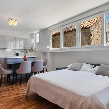 Guest house Homa 4*